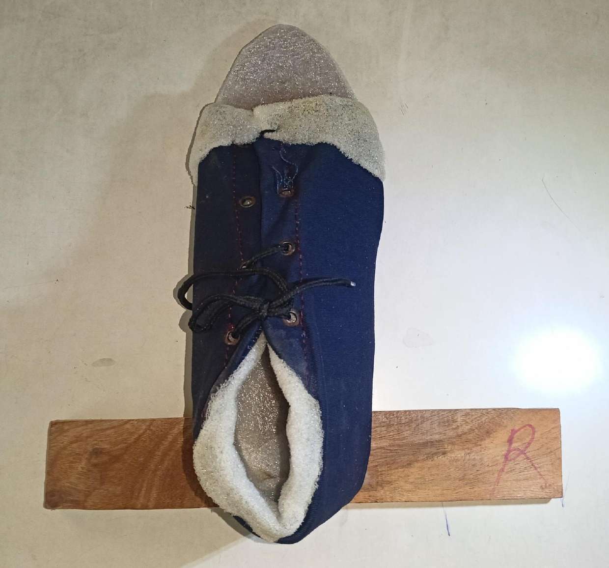 De-Rotation Shoe (Left / Right)